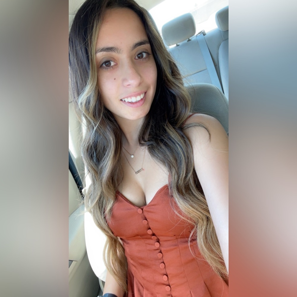 Meet your Posher, Elisa